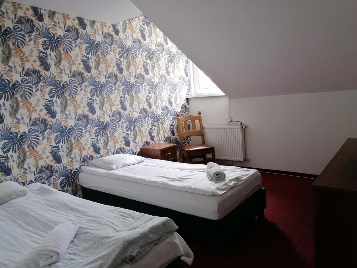 Pensjonat Telimena Hotel Zwierzyniec Luaran gambar