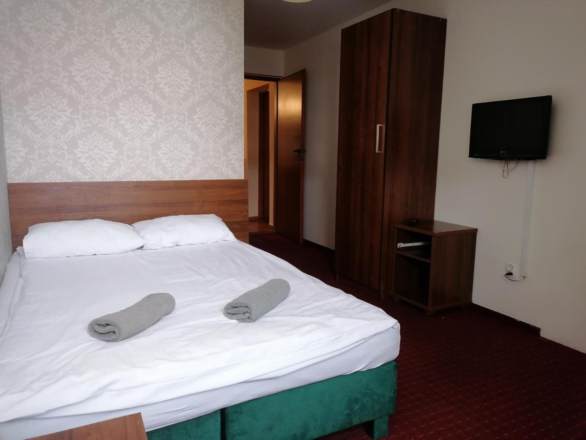 Pensjonat Telimena Hotel Zwierzyniec Luaran gambar