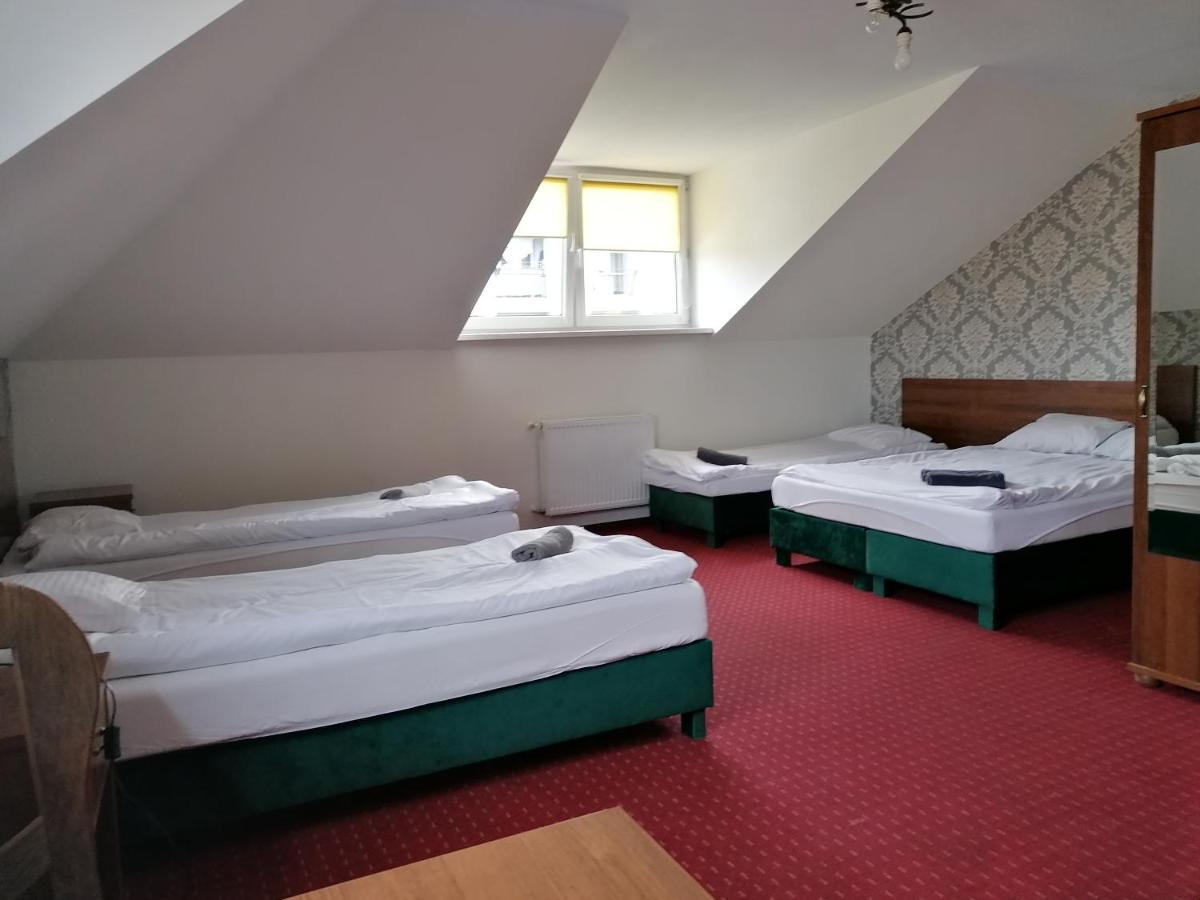 Pensjonat Telimena Hotel Zwierzyniec Luaran gambar