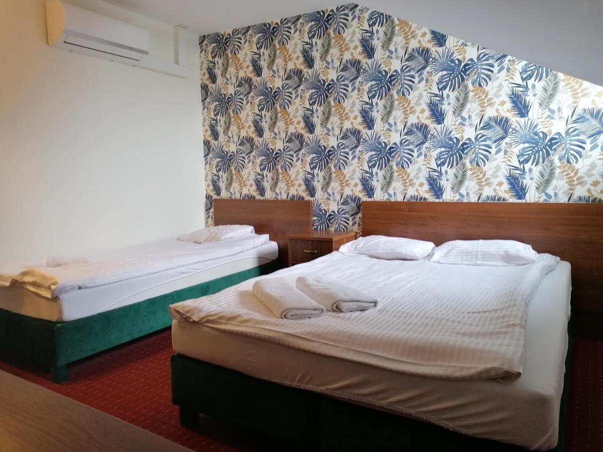 Pensjonat Telimena Hotel Zwierzyniec Luaran gambar
