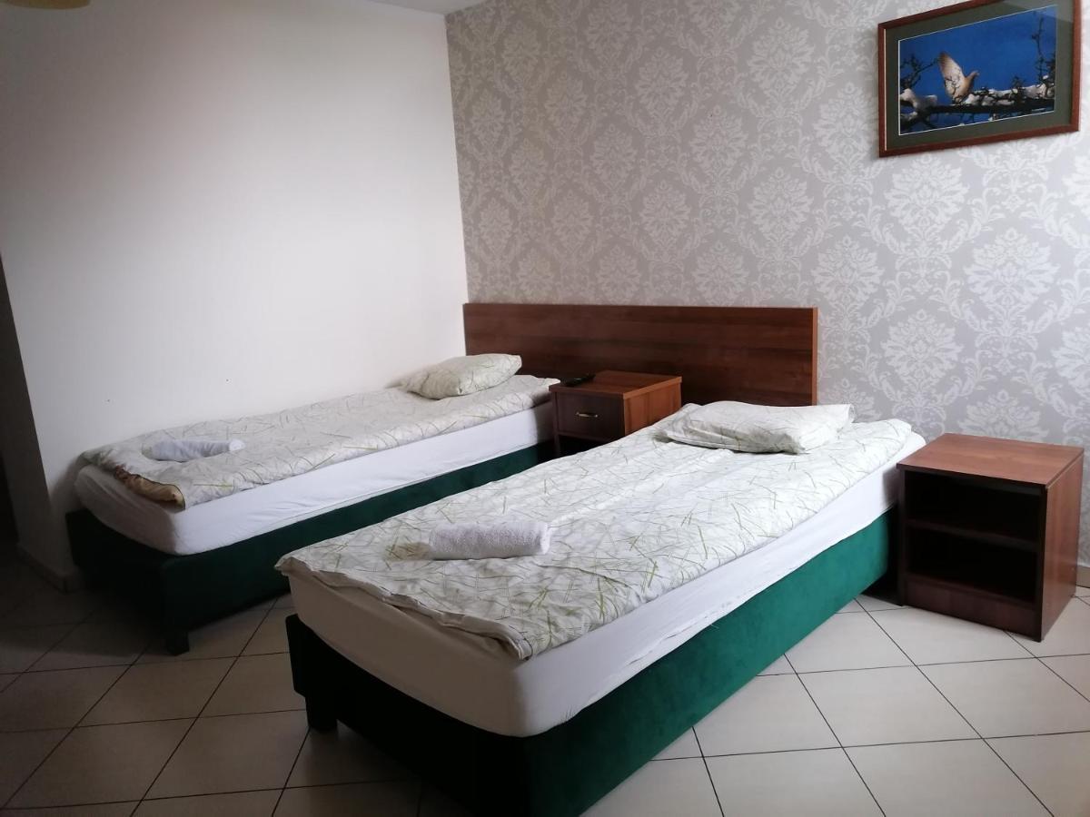 Pensjonat Telimena Hotel Zwierzyniec Luaran gambar